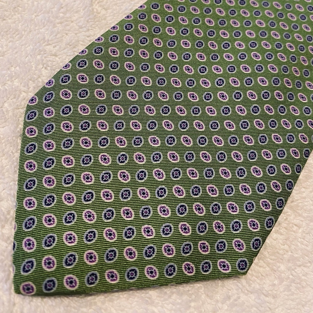 Brand New Trendy Power Tie By Xmi Platinum
